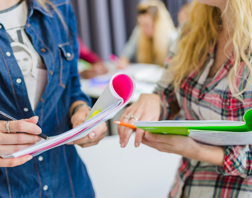 Очные практические занятия в современных учебных классах